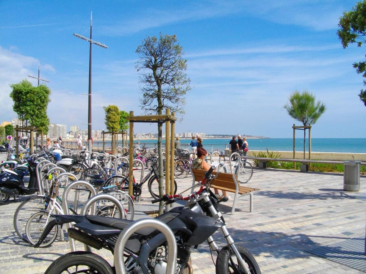 Appartement T2 Face Plage Avec Balcon, Cuisine Equipee Et Tv - Fr-1-92-908 Les Sables-dʼOlonne Exterior foto